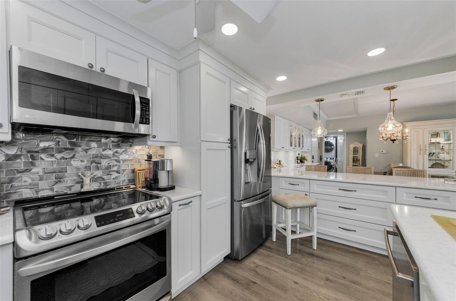 Image 21 of 55 For 2700 Bayshore Boulevard 11405