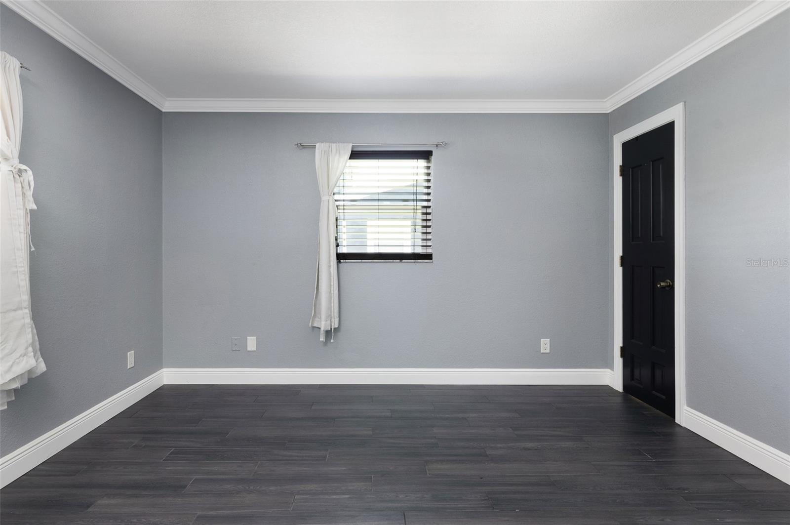 Image 10 of 31 For 5923 19th Street Ne