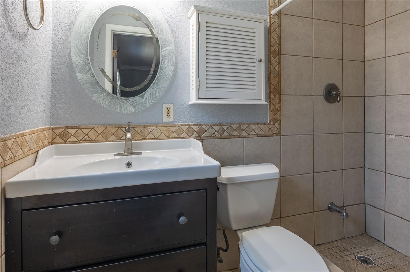 Image 12 of 31 For 5923 19th Street Ne