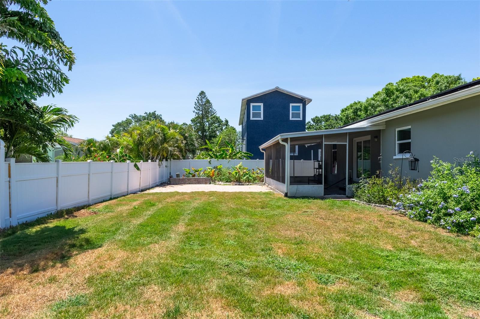 Image 27 of 31 For 5923 19th Street Ne