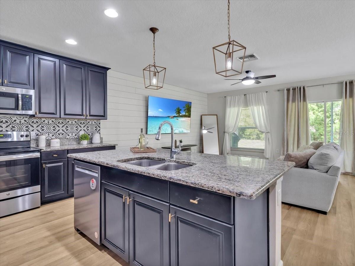 Image 19 of 60 For 12428 Chaya Court