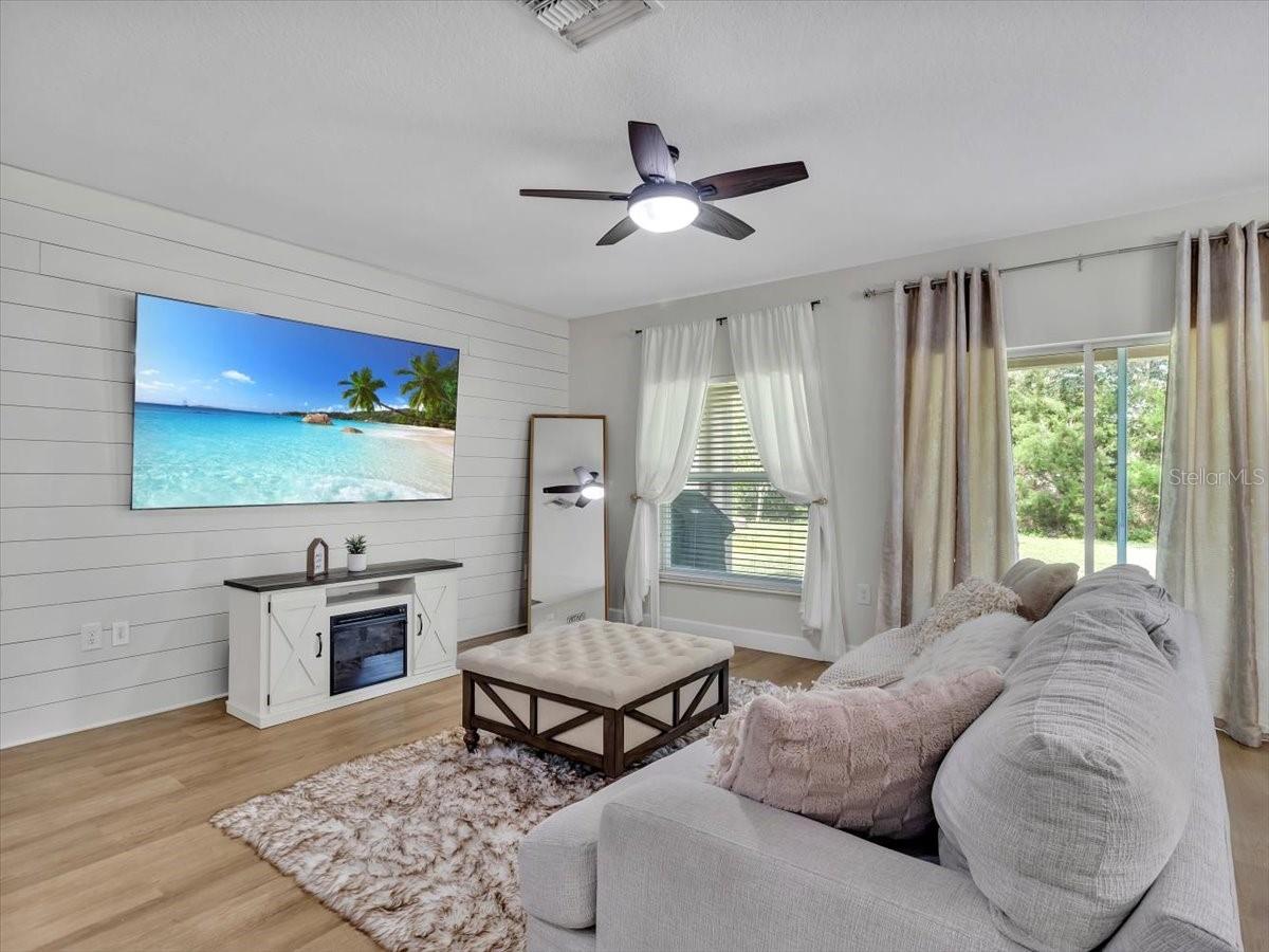 Image 25 of 60 For 12428 Chaya Court