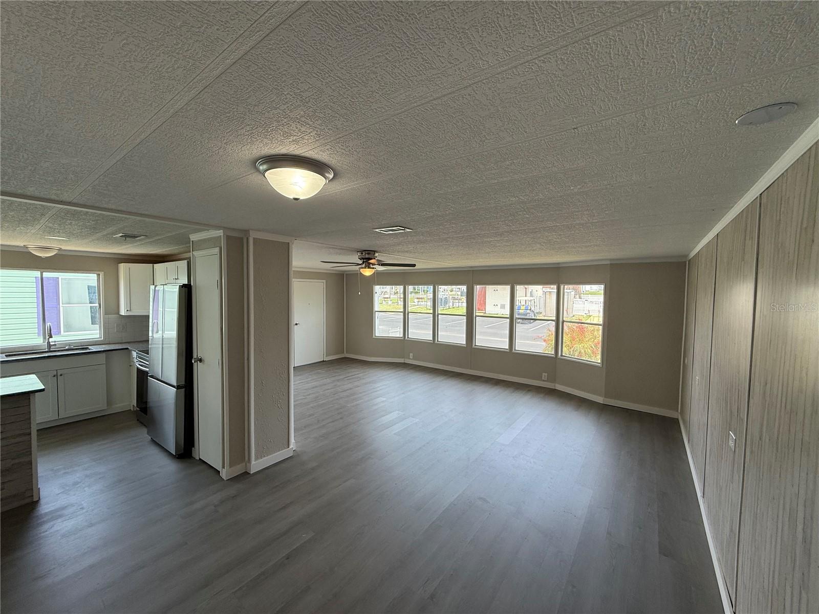 Image 3 of 17 For 37832 Madeira Avenue