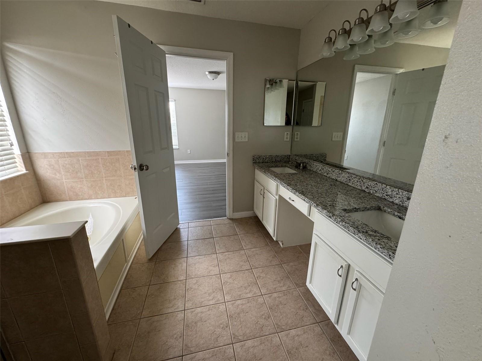 Image 10 of 13 For 12121 Fern Blossom Drive