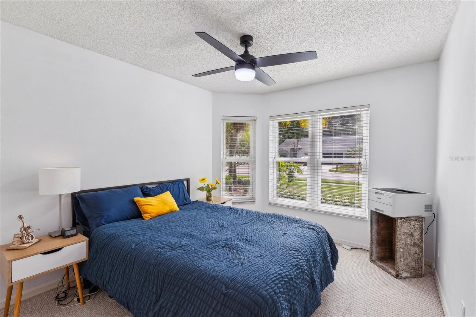 Image 17 of 36 For 892 Crestridge Circle