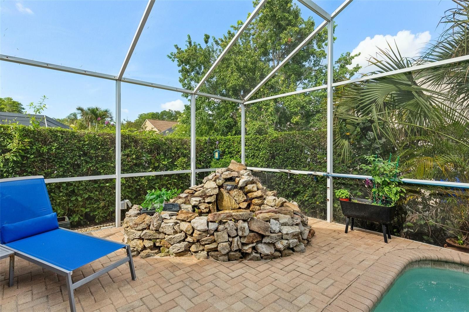Image 23 of 36 For 892 Crestridge Circle