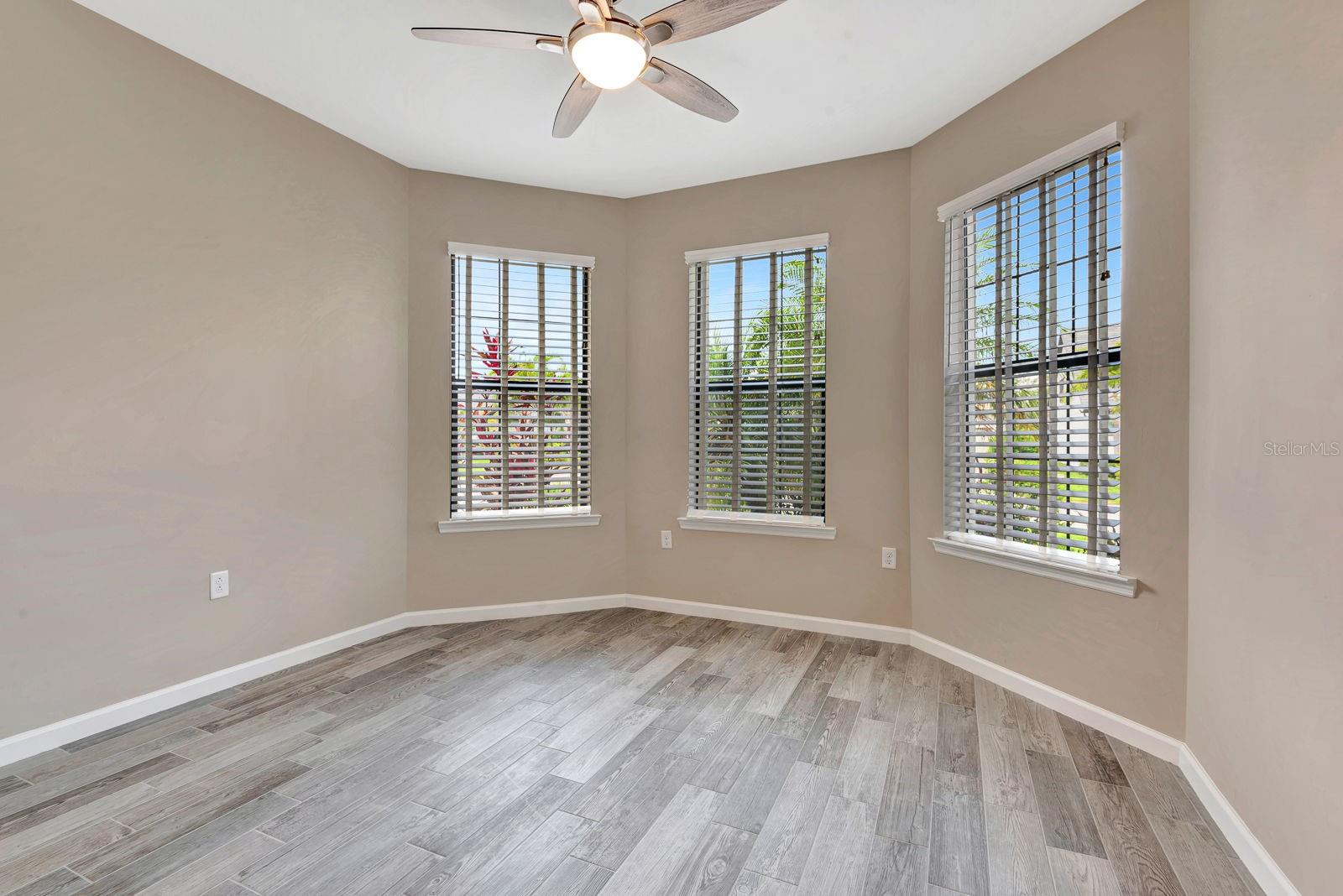 Image 37 of 53 For 16723 Blackwater Terrace