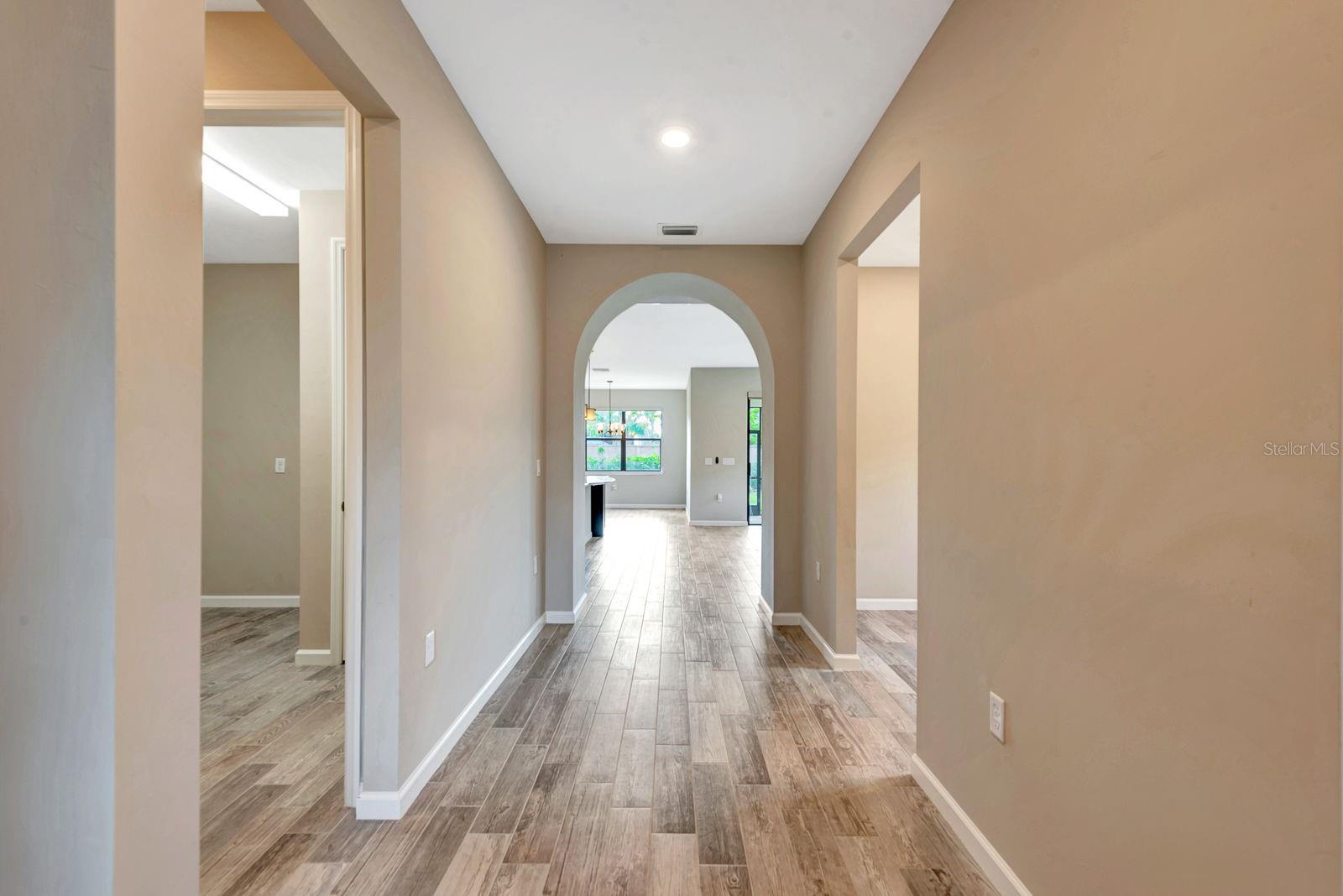 Image 4 of 53 For 16723 Blackwater Terrace