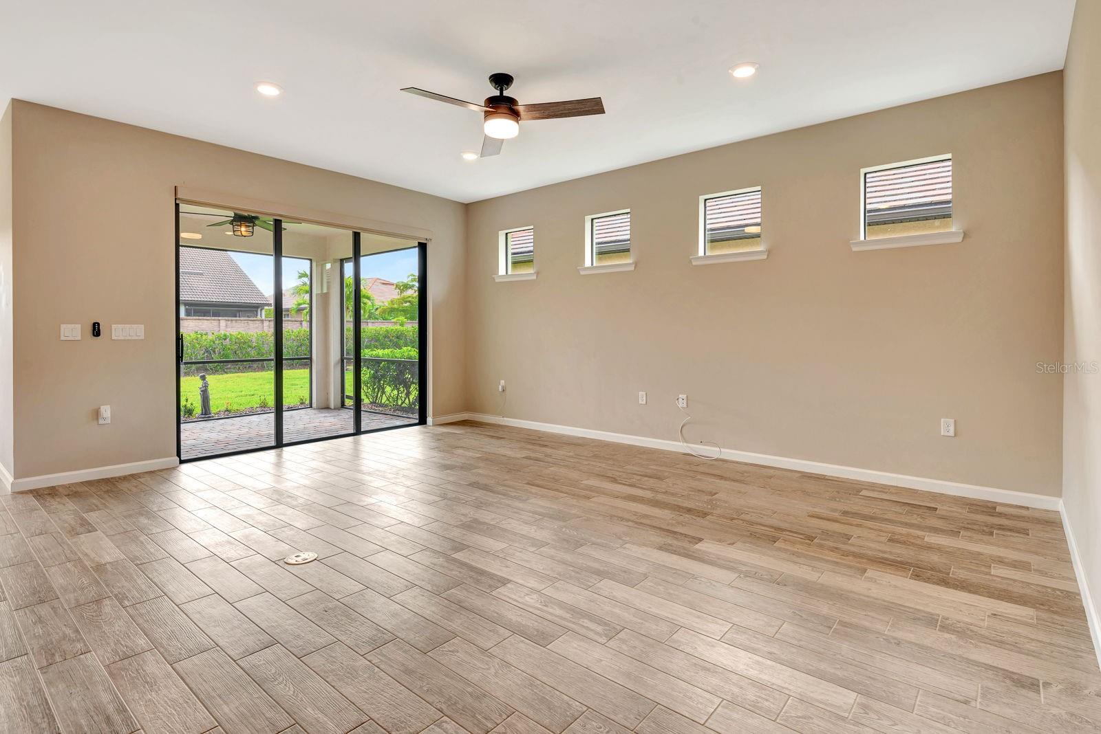 Image 7 of 53 For 16723 Blackwater Terrace