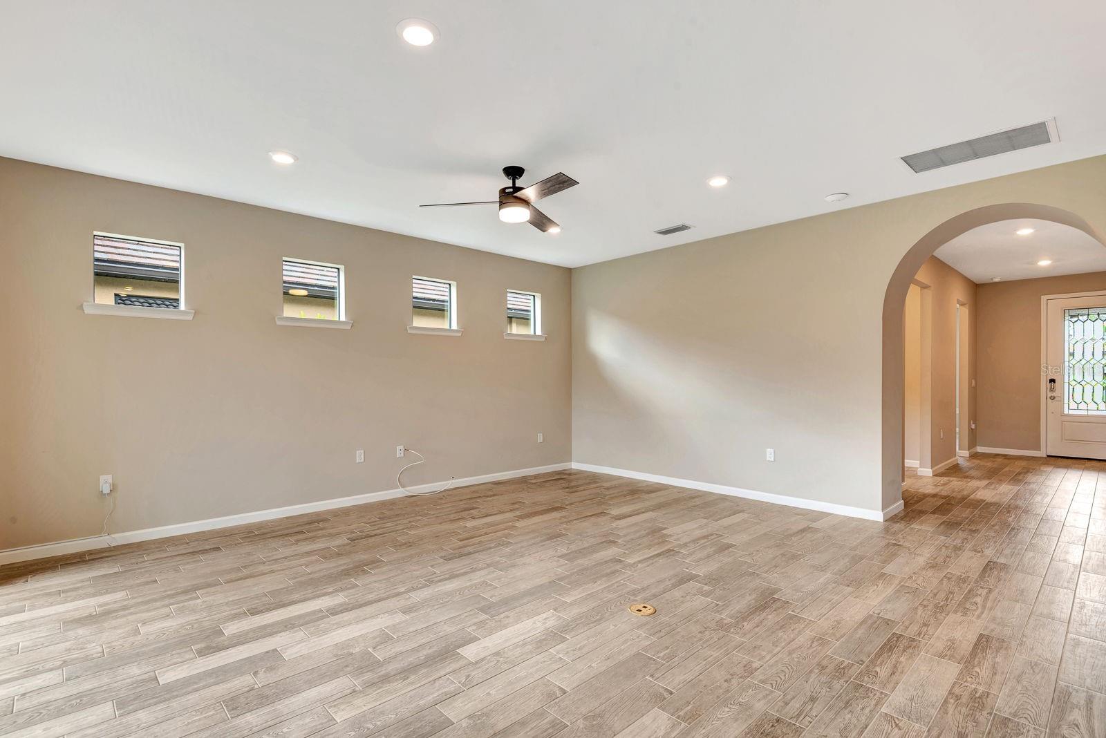 Image 8 of 53 For 16723 Blackwater Terrace