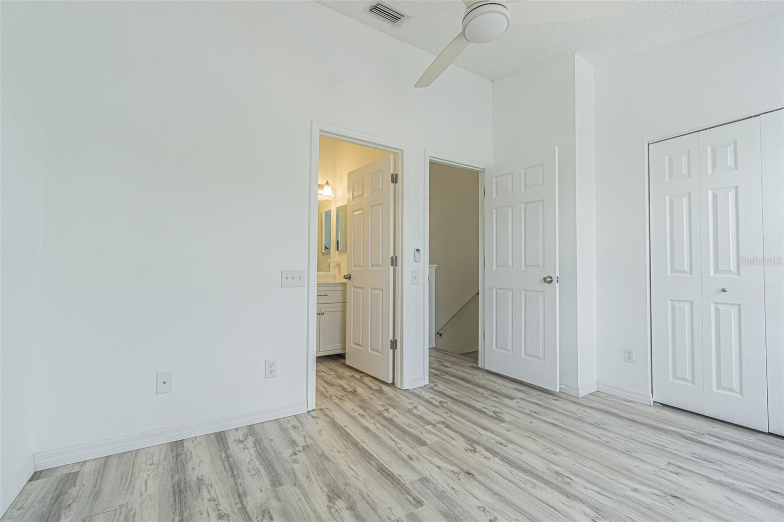 Image 31 of 50 For 6229 Bayside Key Drive