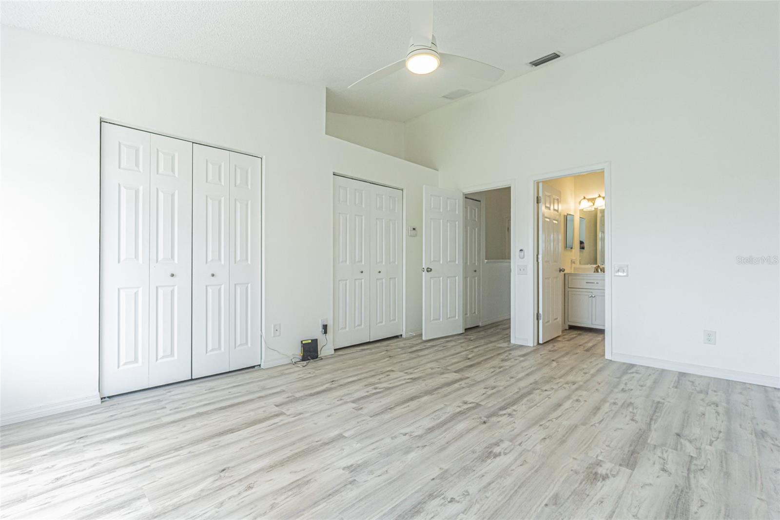 Image 42 of 50 For 6229 Bayside Key Drive