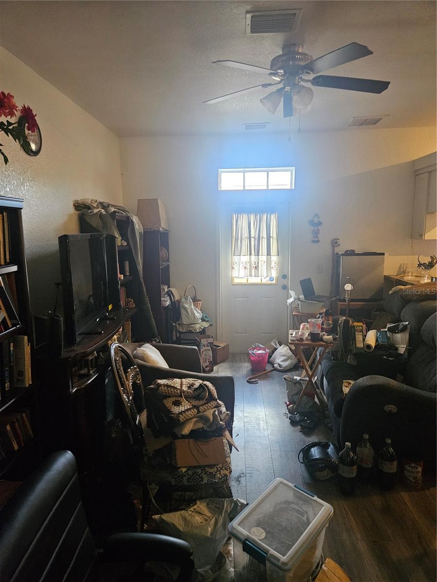 Image 3 of 14 For 7187 53rd Street N