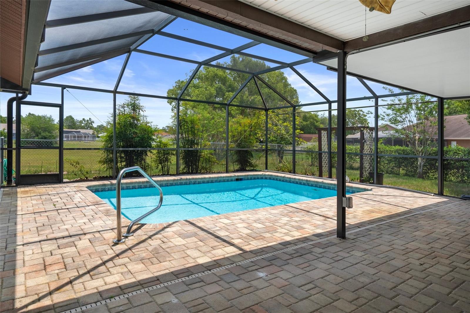 Listing photo id 34 for 8332 Berkeley Manor Boulevard