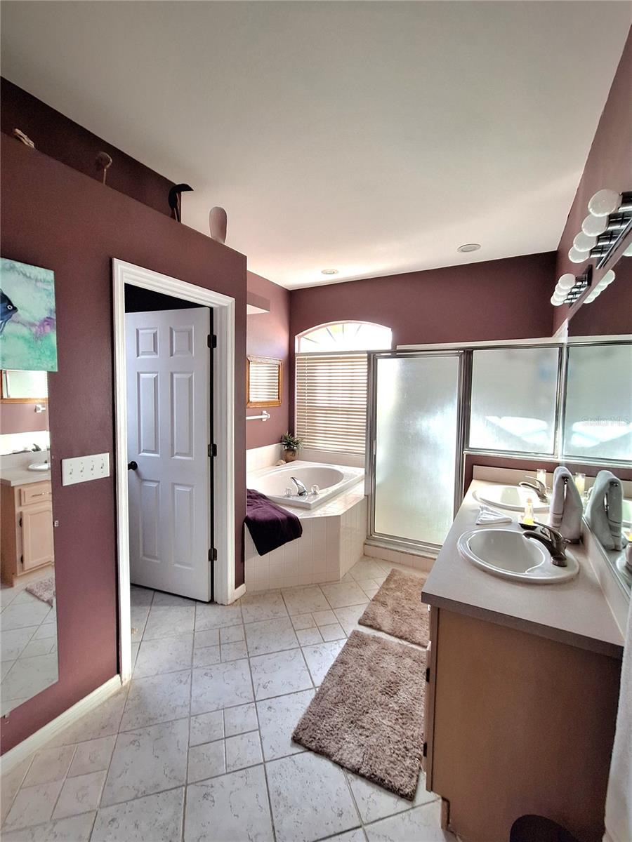 Image 7 of 18 For 10908 Sailbrooke Drive