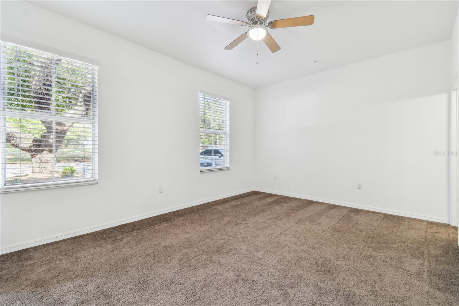 Image 35 of 50 For 5052 Sunridge Palms Drive 102