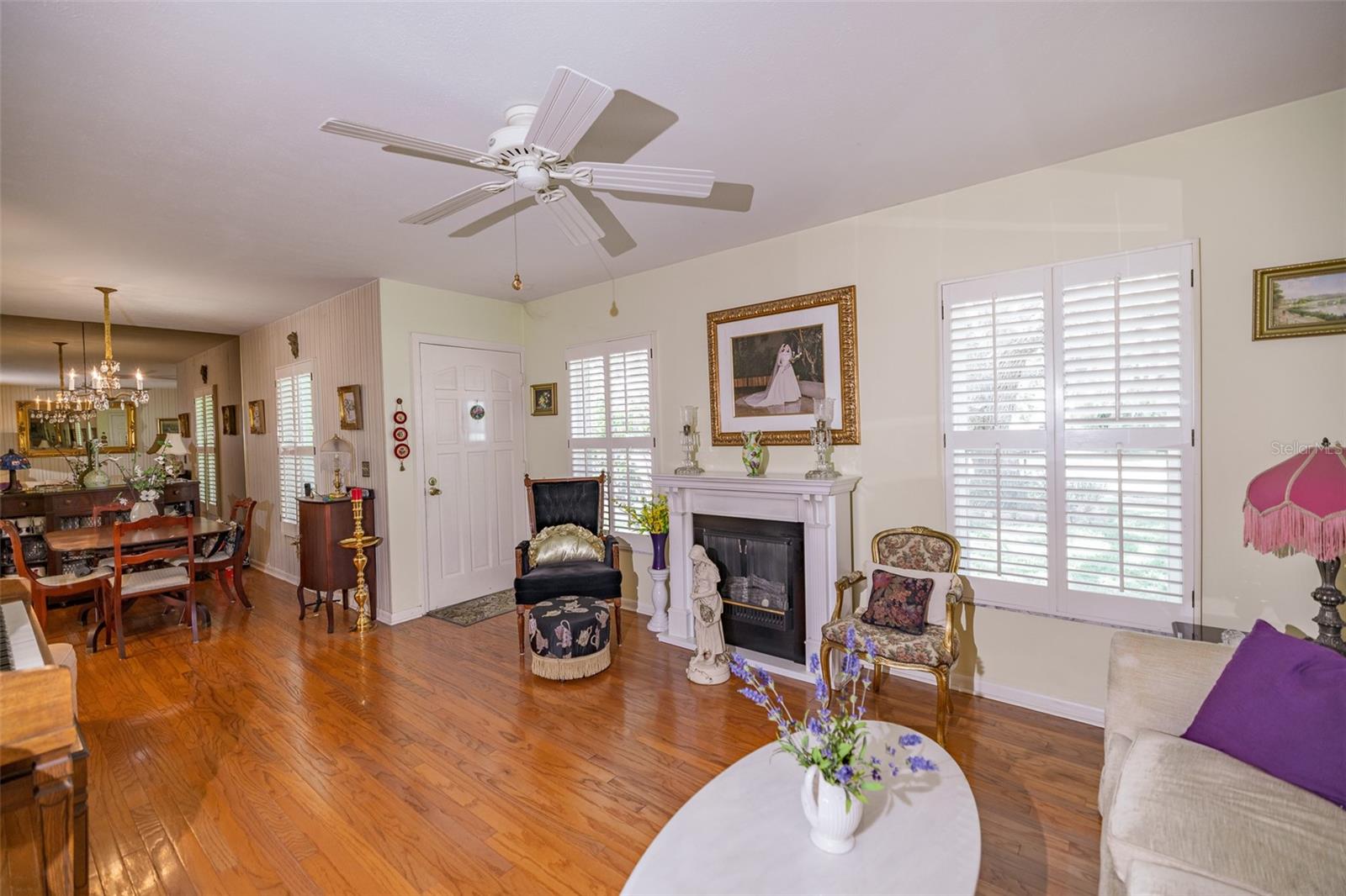 Image 11 of 38 For 1022 Greenbriar Drive