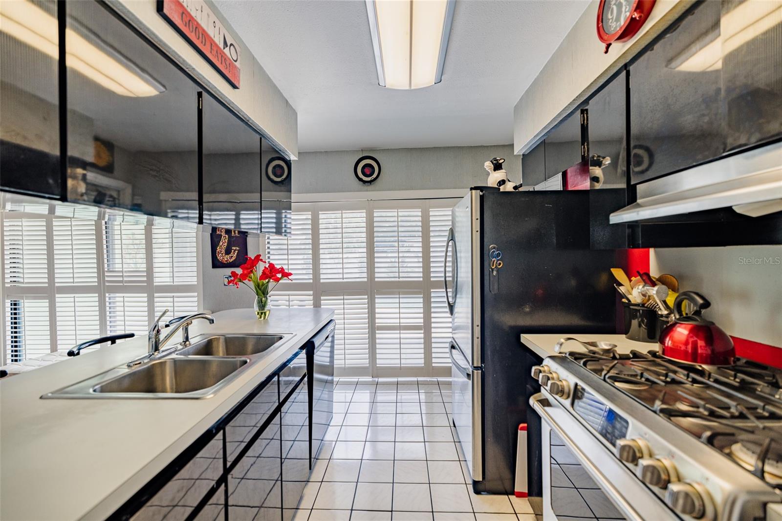 Image 15 of 38 For 1022 Greenbriar Drive