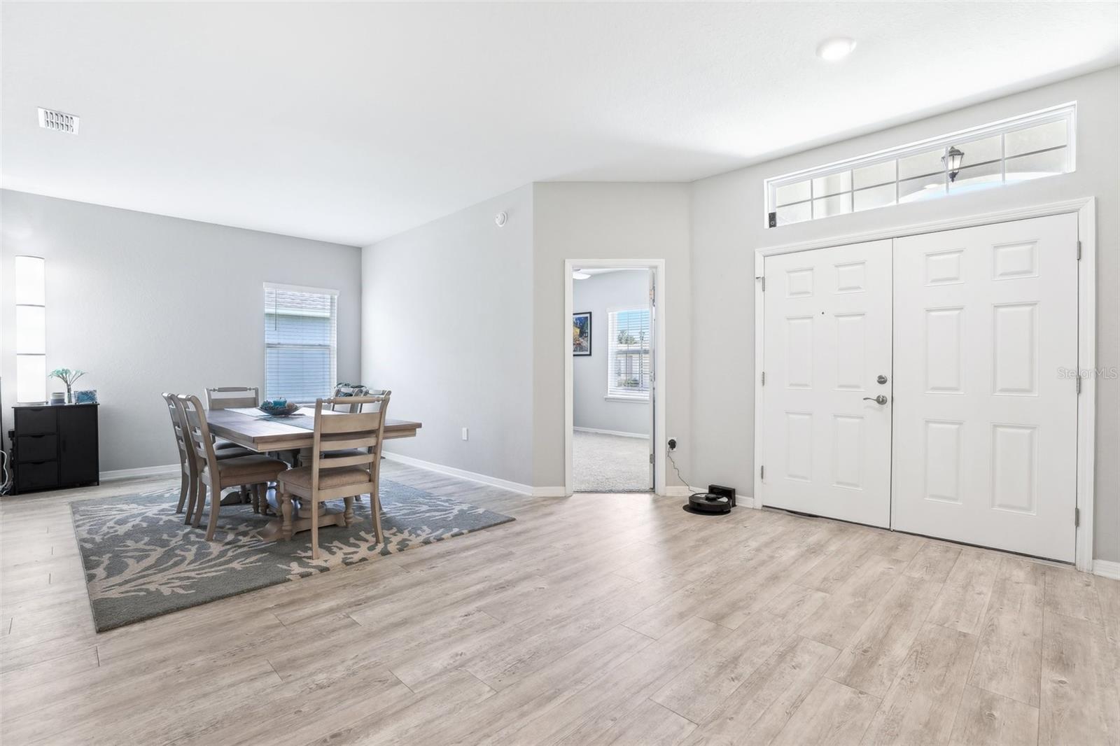 Image 3 of 42 For 229 St Thomas Drive