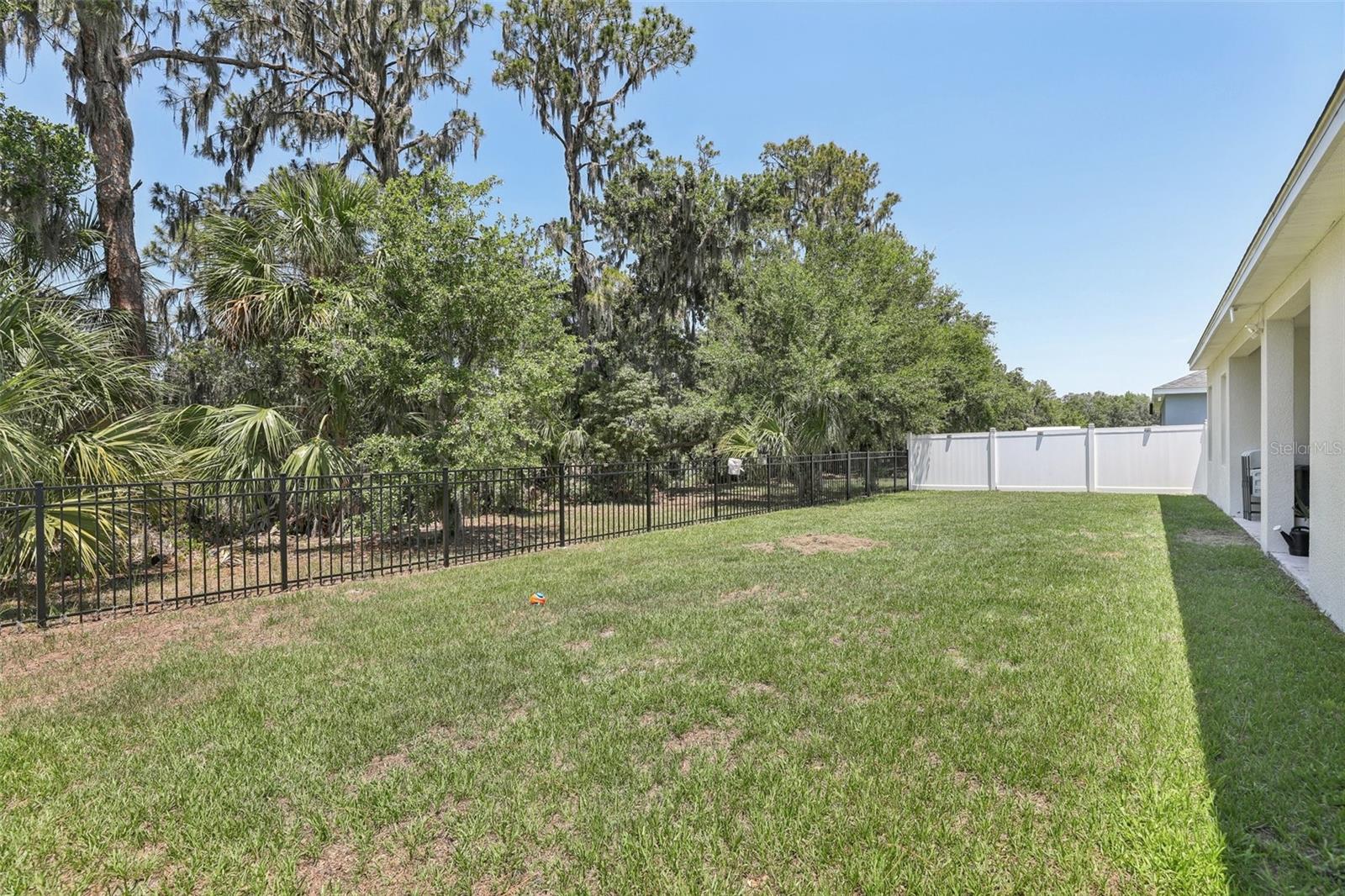 Image 40 of 42 For 229 St Thomas Drive