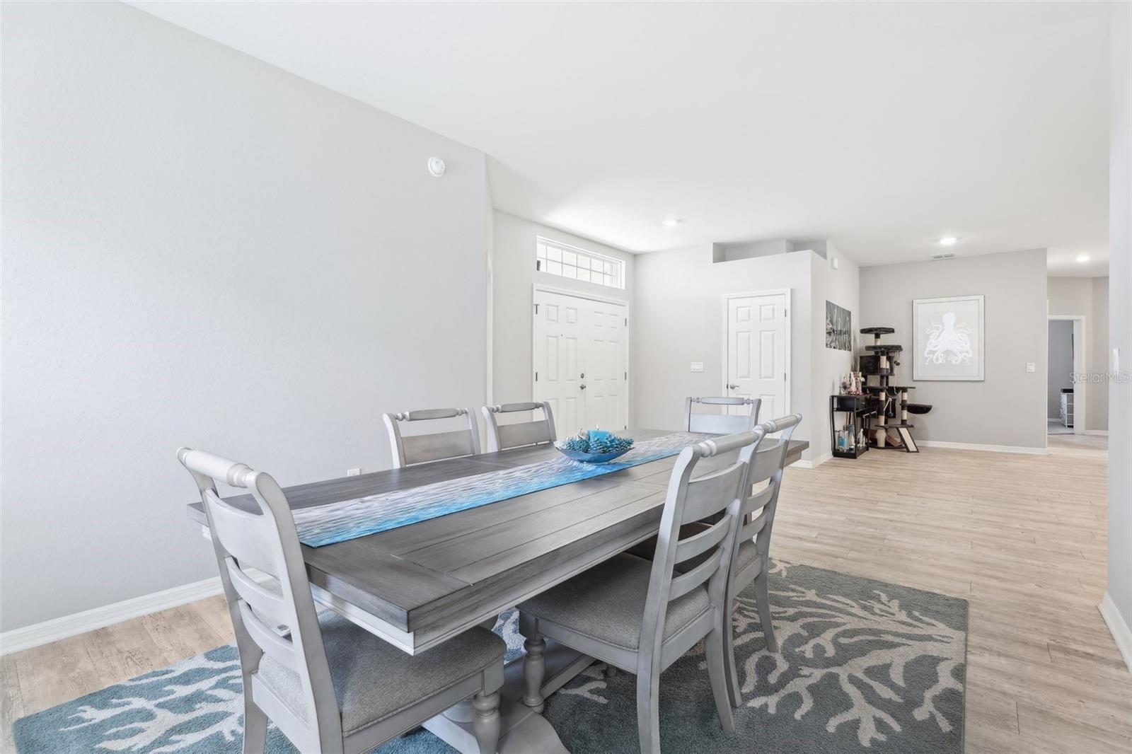Image 8 of 42 For 229 St Thomas Drive
