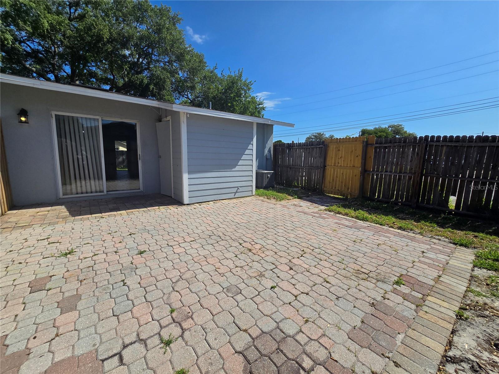 Image 4 of 9 For 13500 Rena Drive A