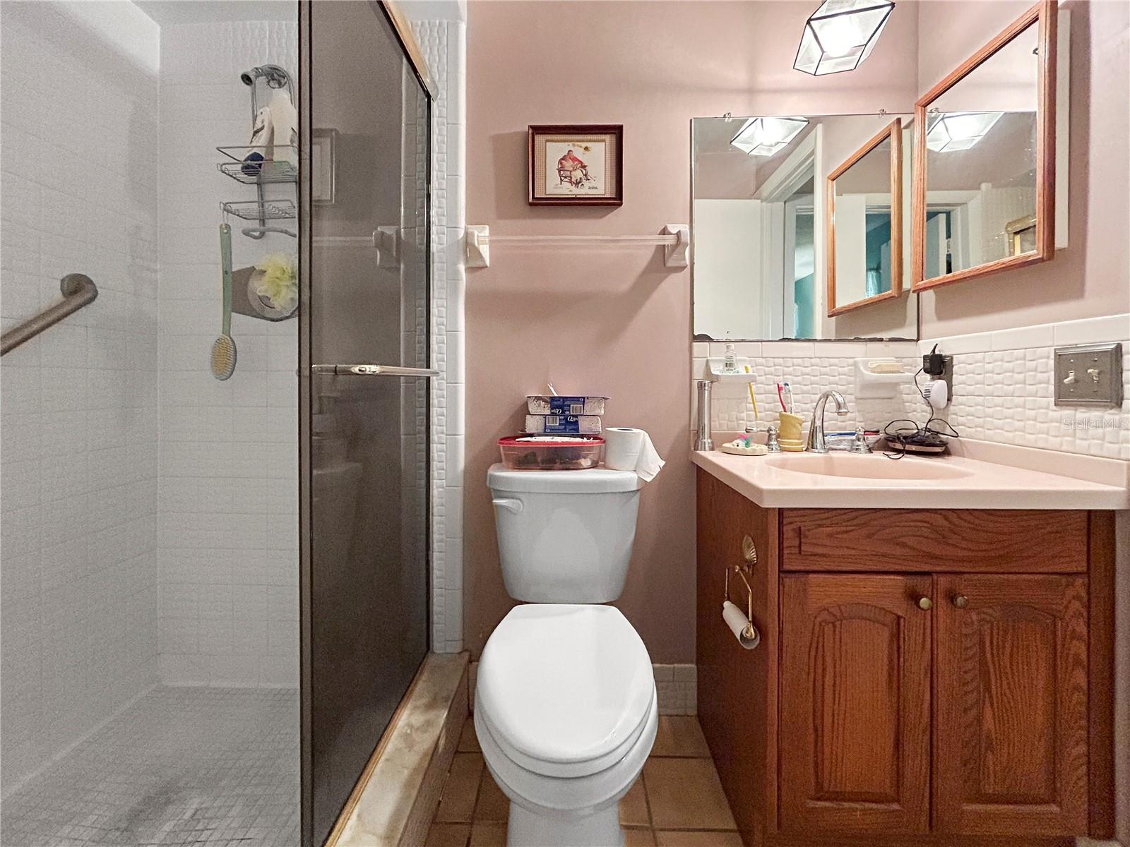 Listing photo id 11 for 14321 113th Avenue