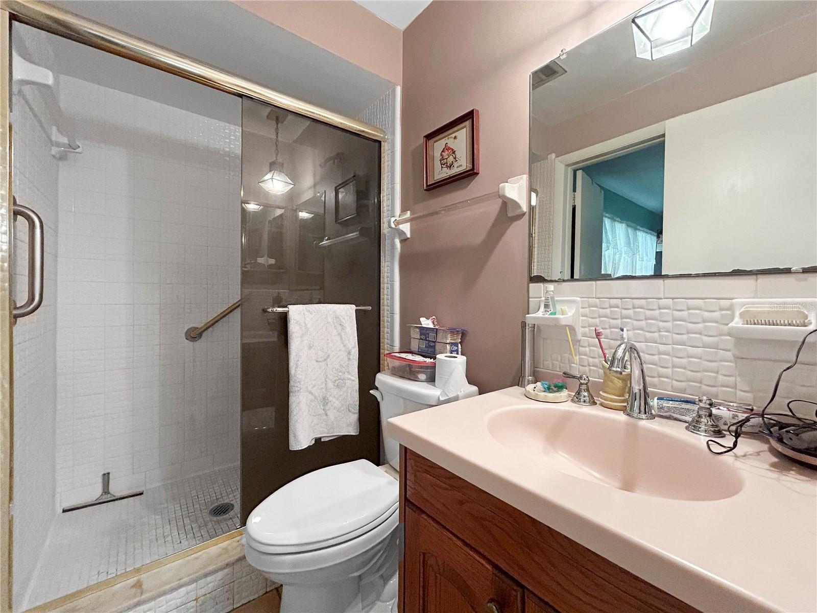 Listing photo id 12 for 14321 113th Avenue