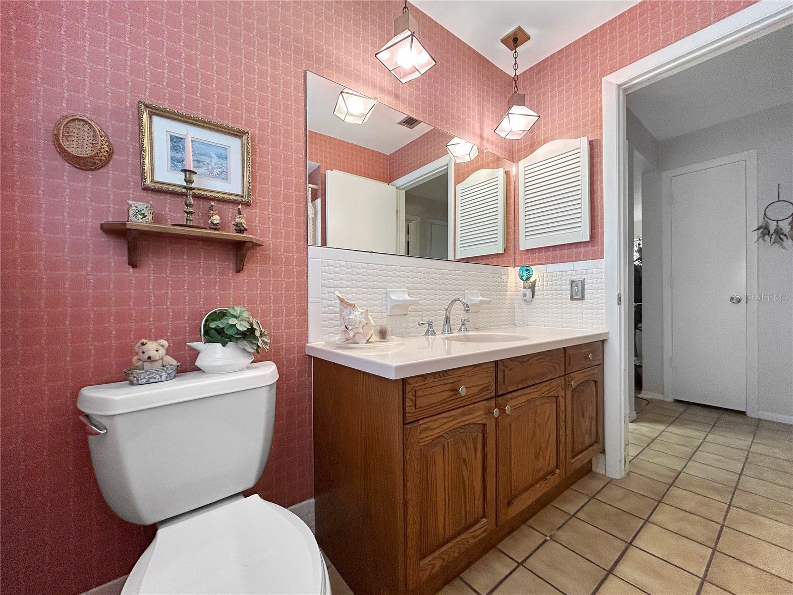 Listing photo id 17 for 14321 113th Avenue