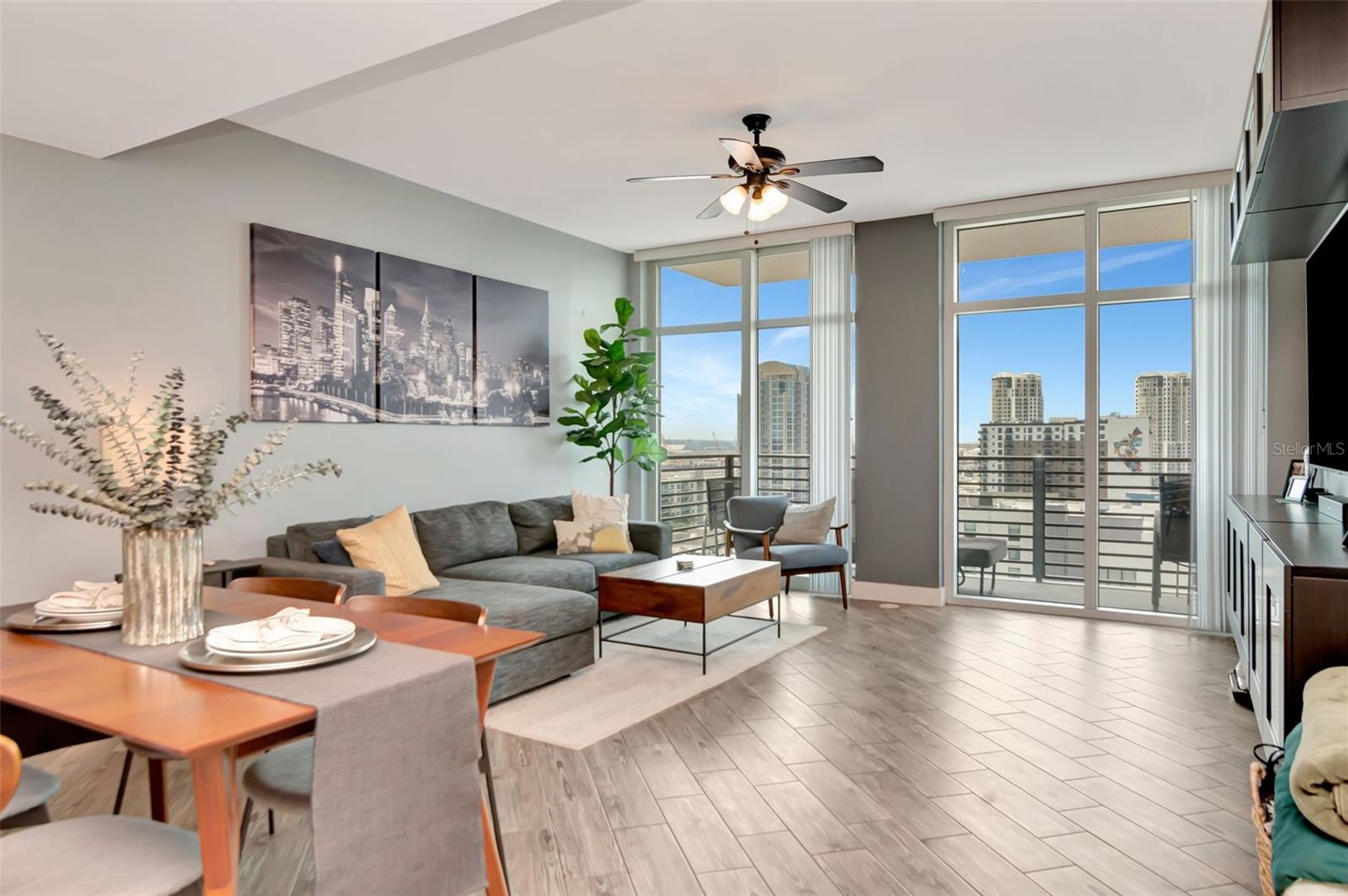 Listing photo id 9 for 1120 Kennedy Boulevard 1512