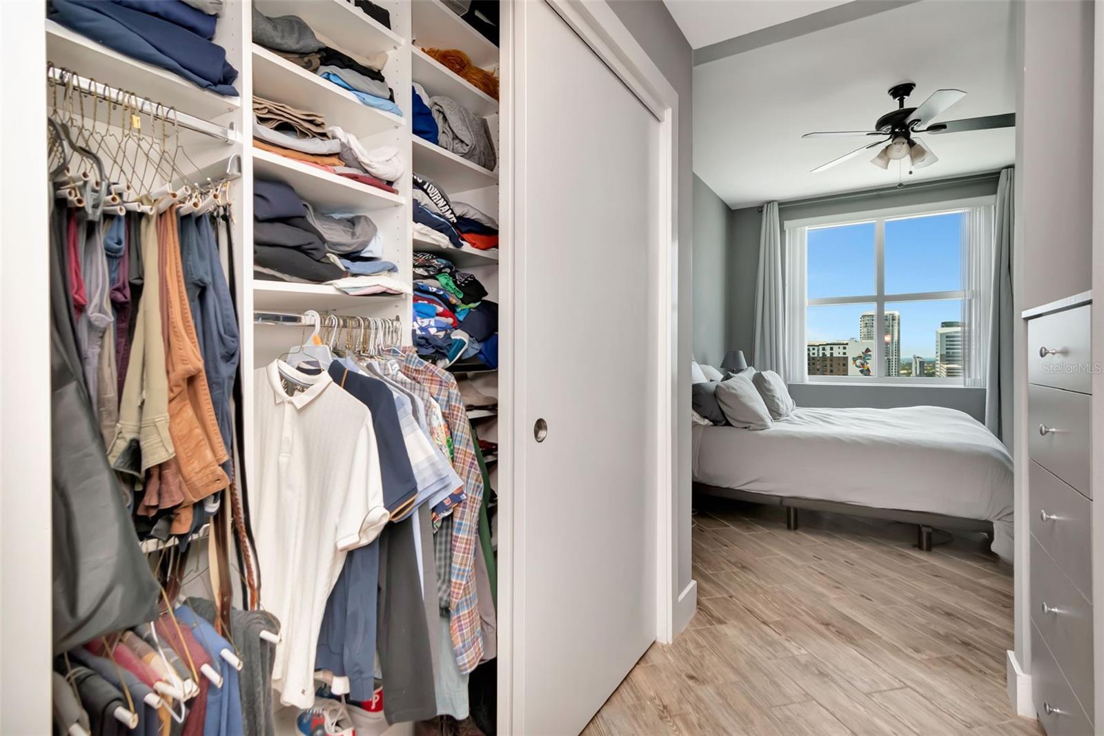 Listing photo id 34 for 1120 Kennedy Boulevard 1512