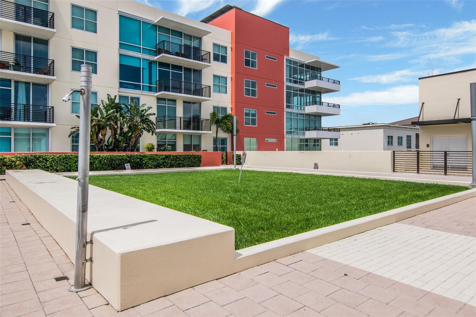 Listing photo id 53 for 1120 Kennedy Boulevard 1512
