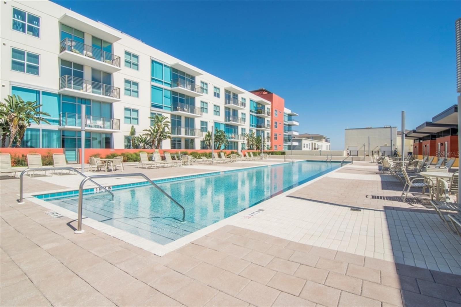Listing photo id 54 for 1120 Kennedy Boulevard 1512