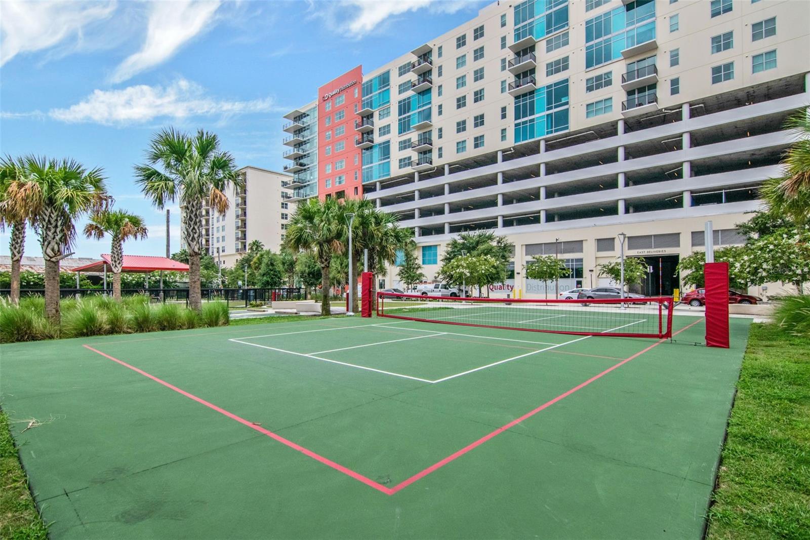 Listing photo id 59 for 1120 Kennedy Boulevard 1512