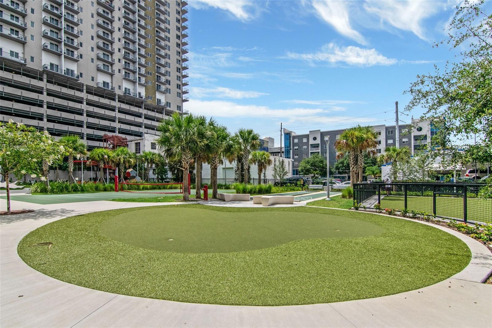 Listing photo id 62 for 1120 Kennedy Boulevard 1512