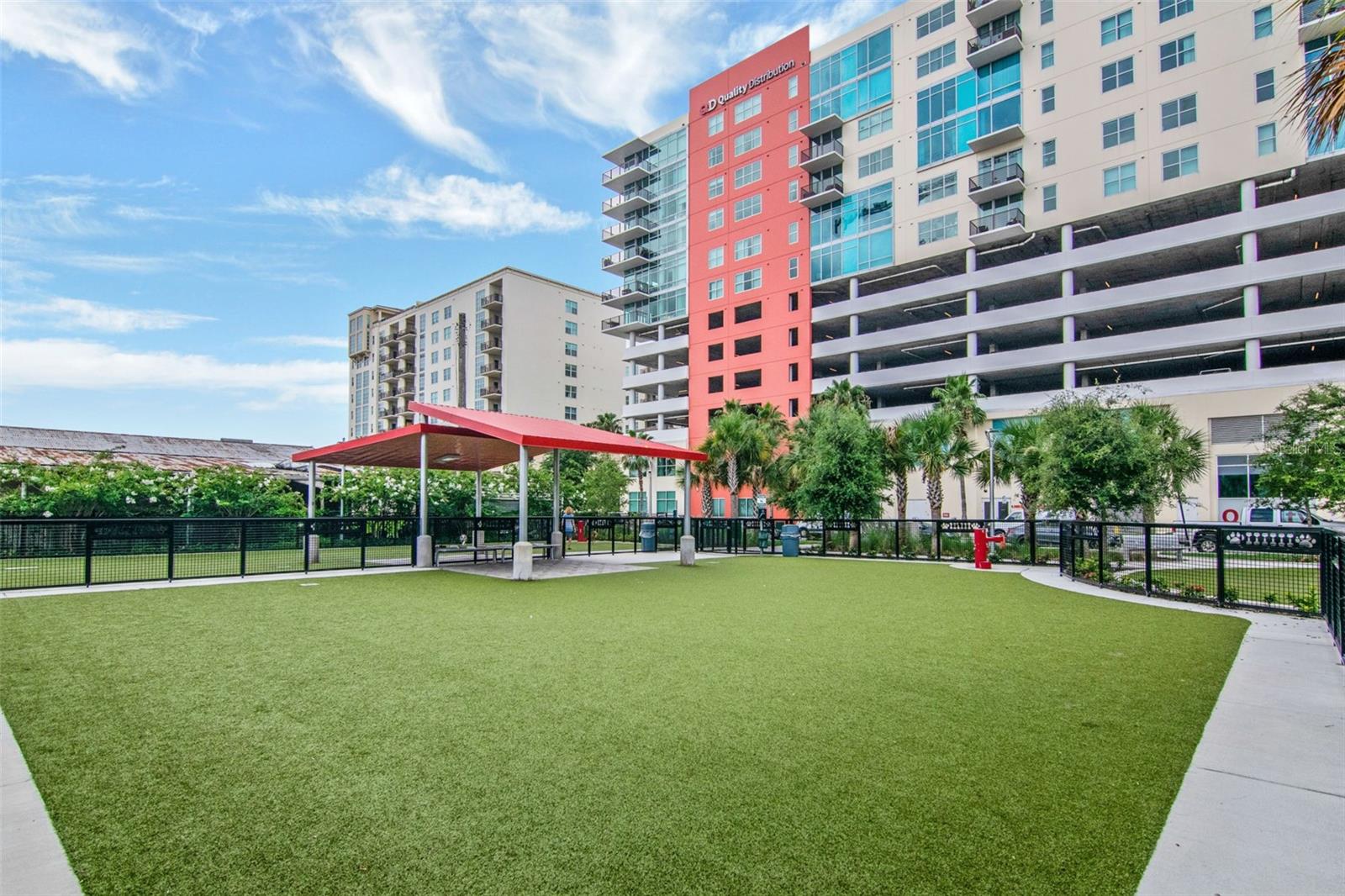 Listing photo id 64 for 1120 Kennedy Boulevard 1512