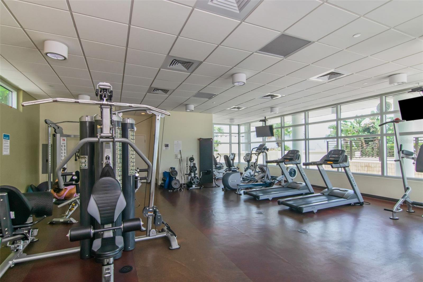 Listing photo id 67 for 1120 Kennedy Boulevard 1512