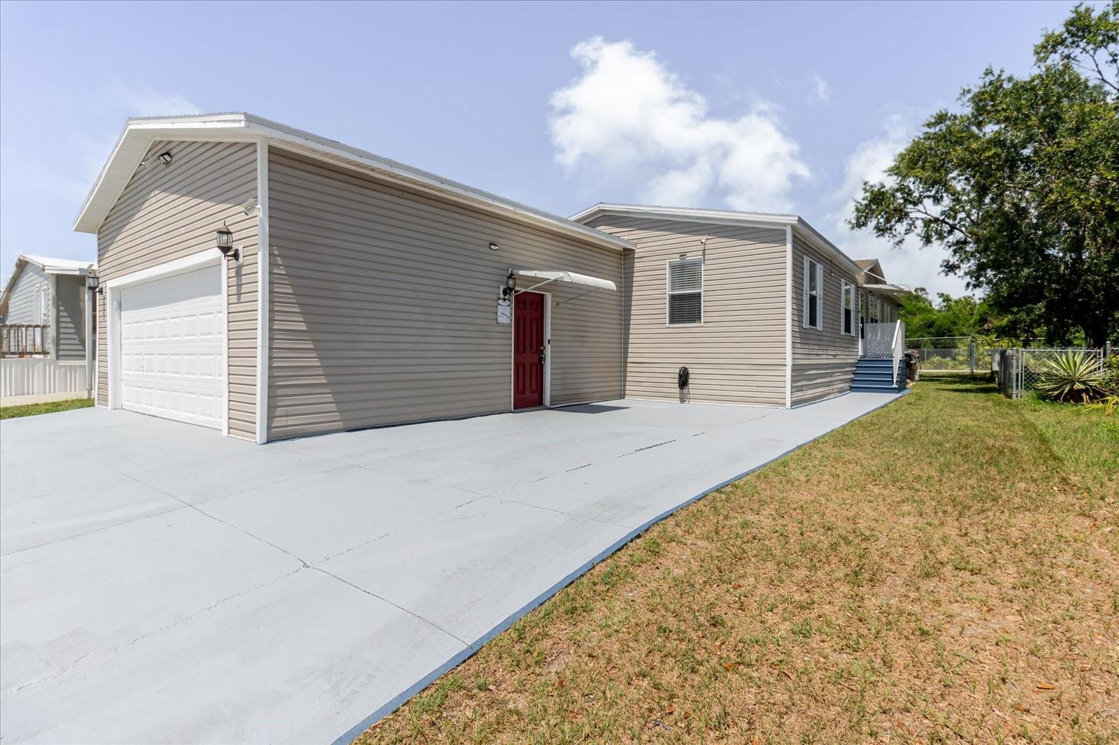 Details for 8471 Fantasia Park Way, RIVERVIEW, FL 33578