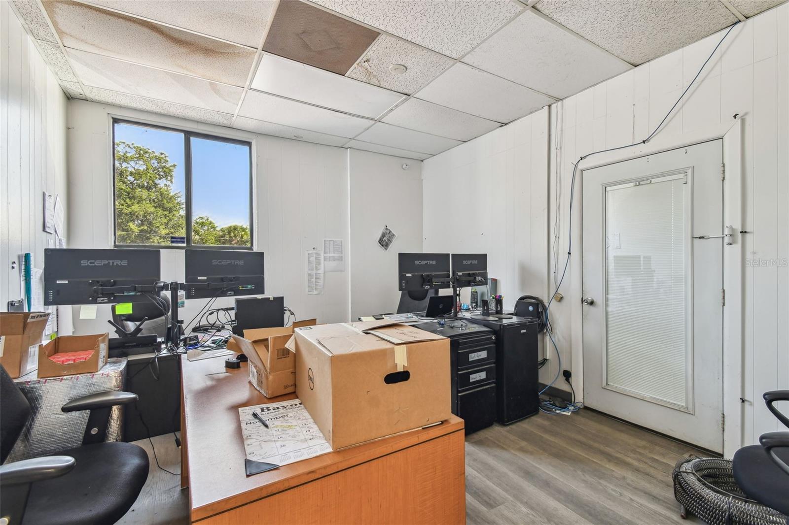 Image 30 of 74 For 1705 52nd Street
