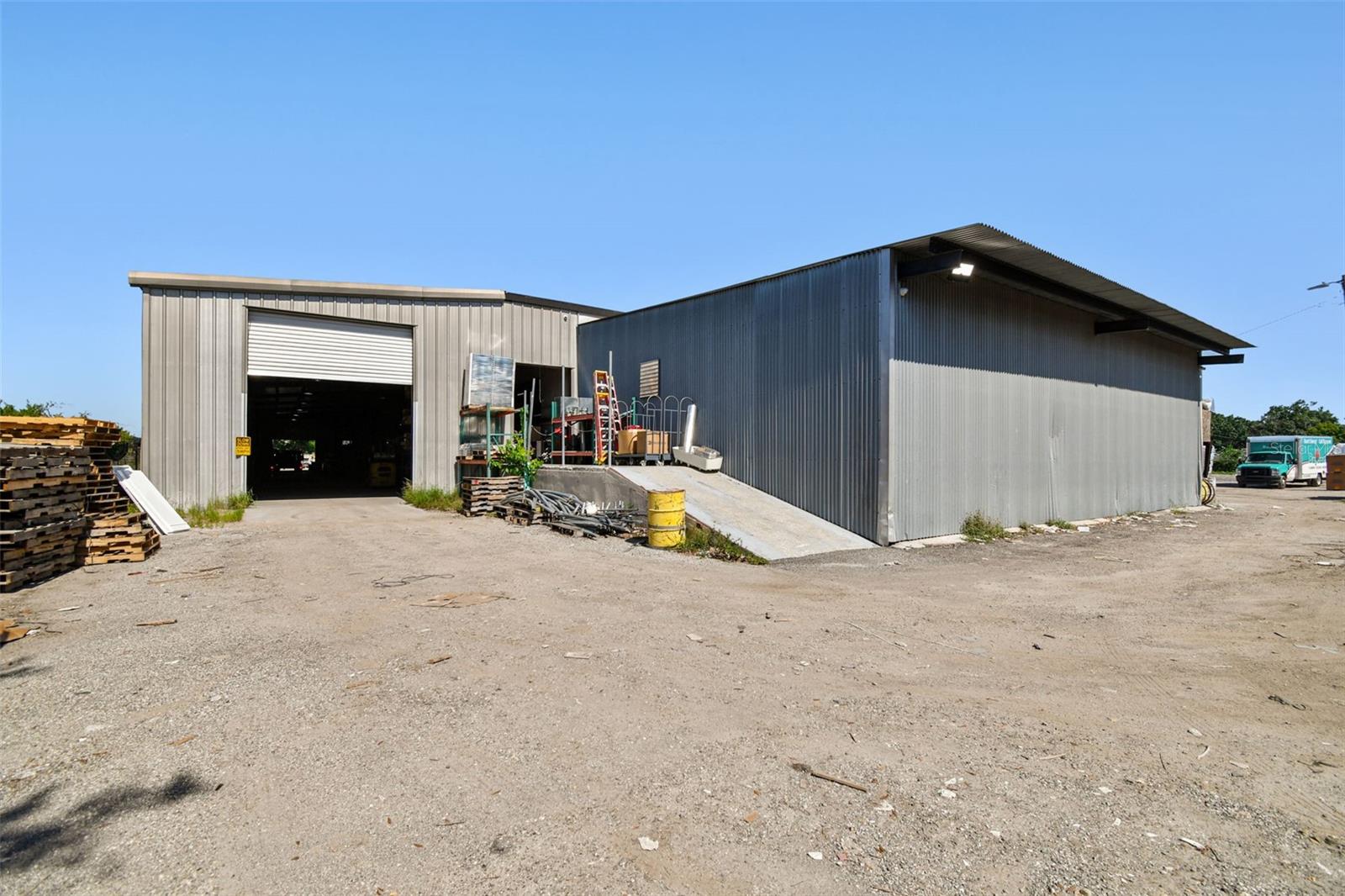 Image 9 of 74 For 1705 52nd Street