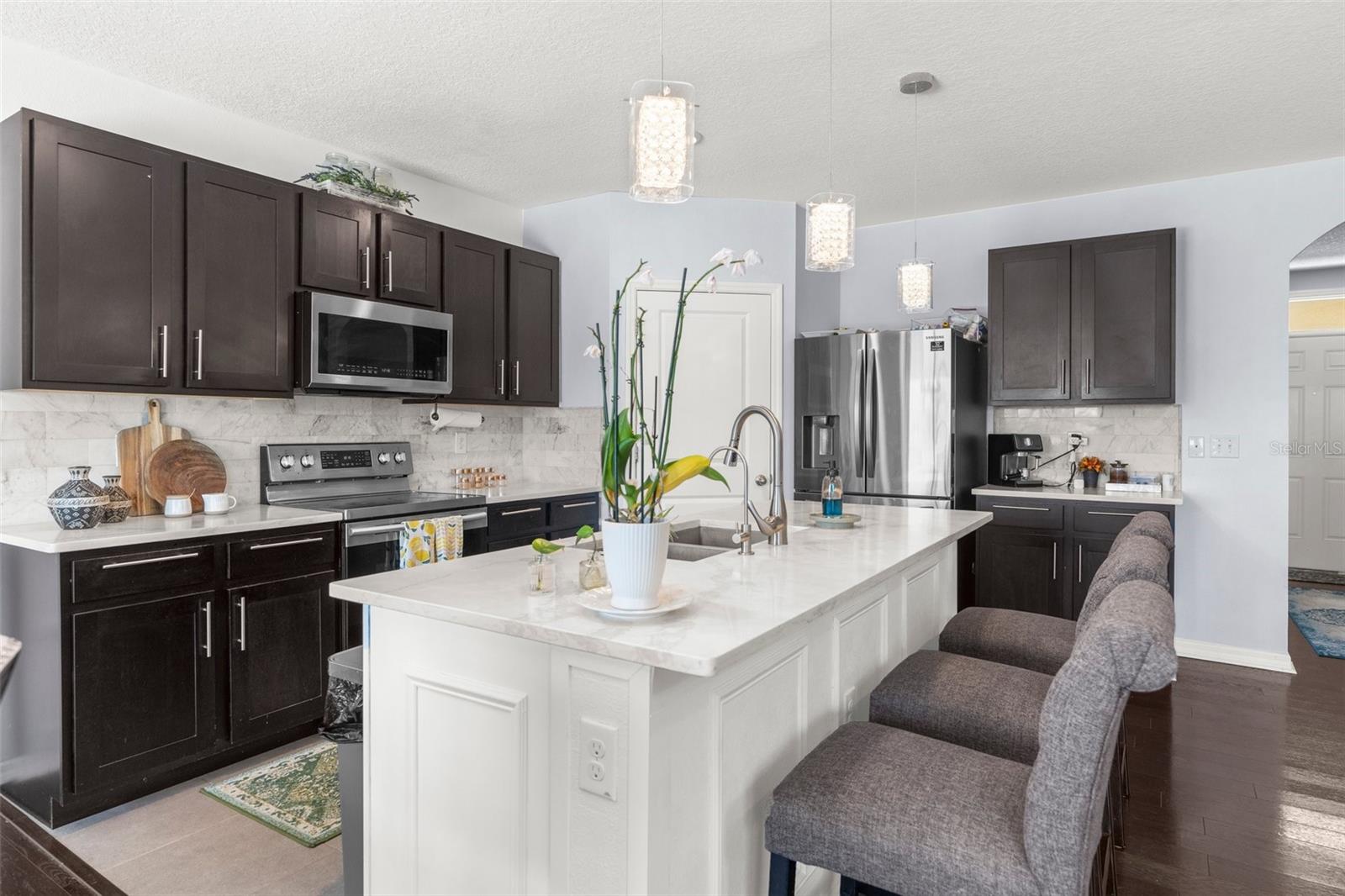 Listing photo id 6 for 30936 Summer Sun Loop