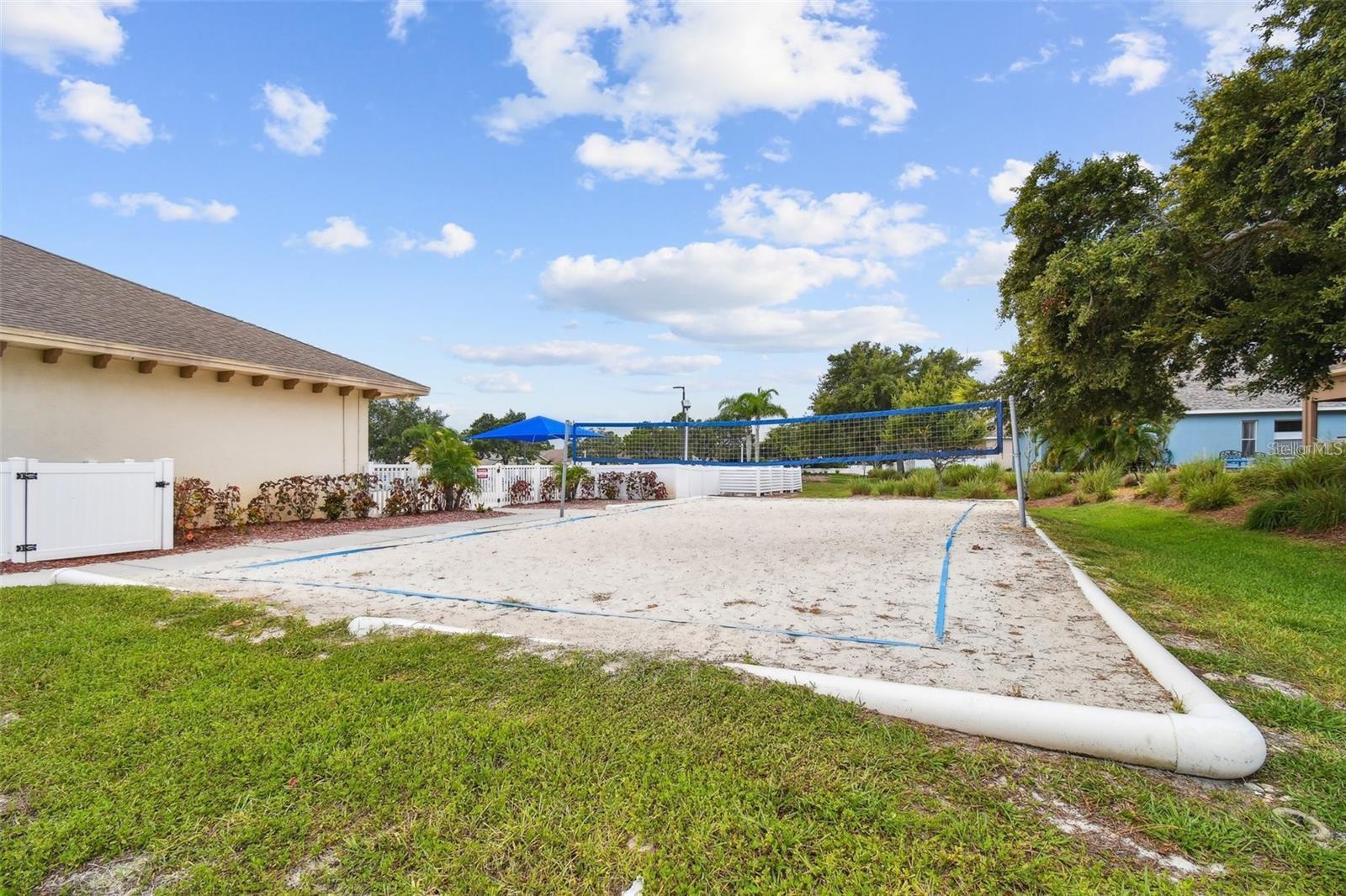 Listing photo id 45 for 2708 Dolphin Watch Court