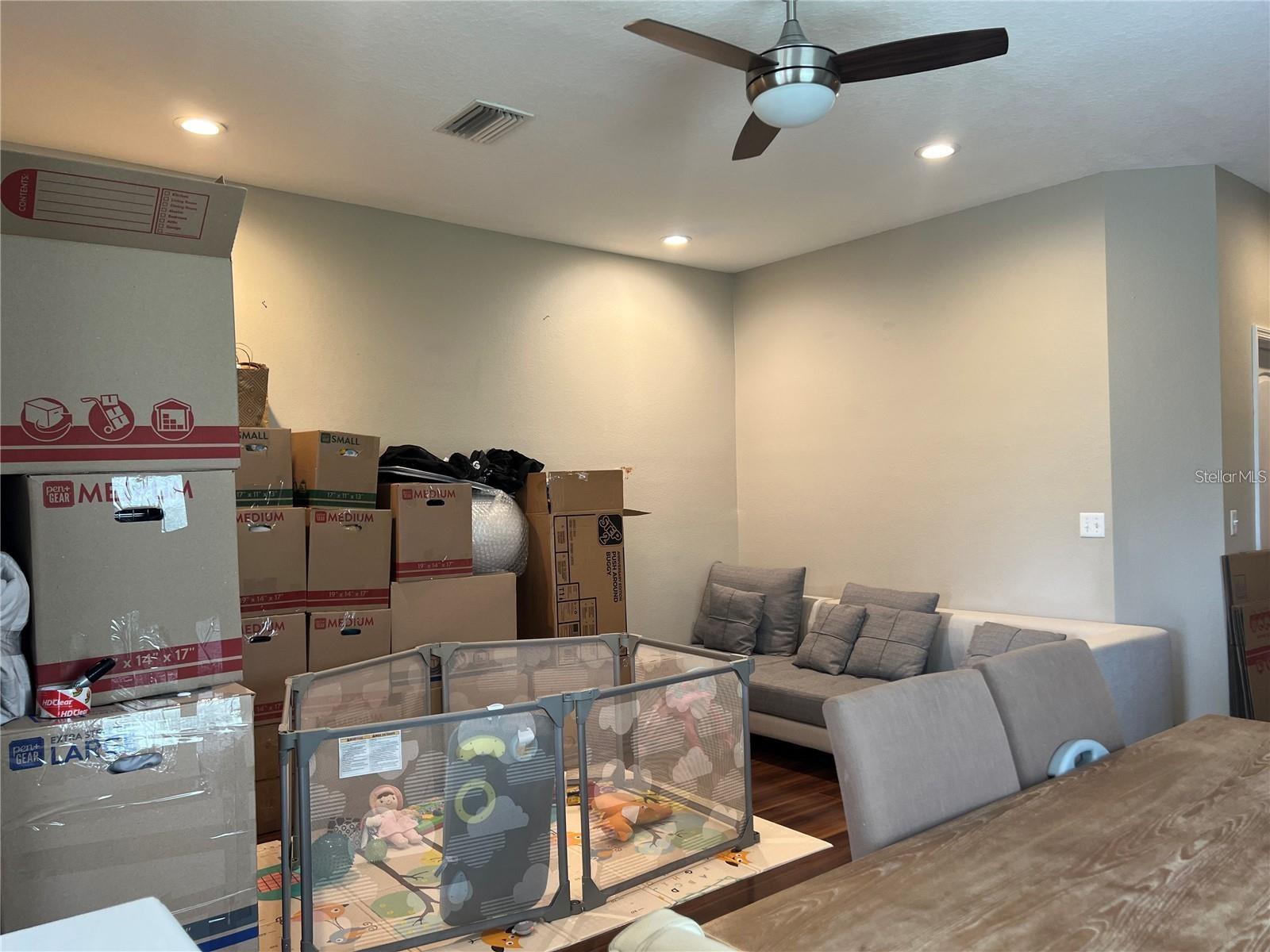 Image 10 of 24 For 2020 Greenwood Valley Drive