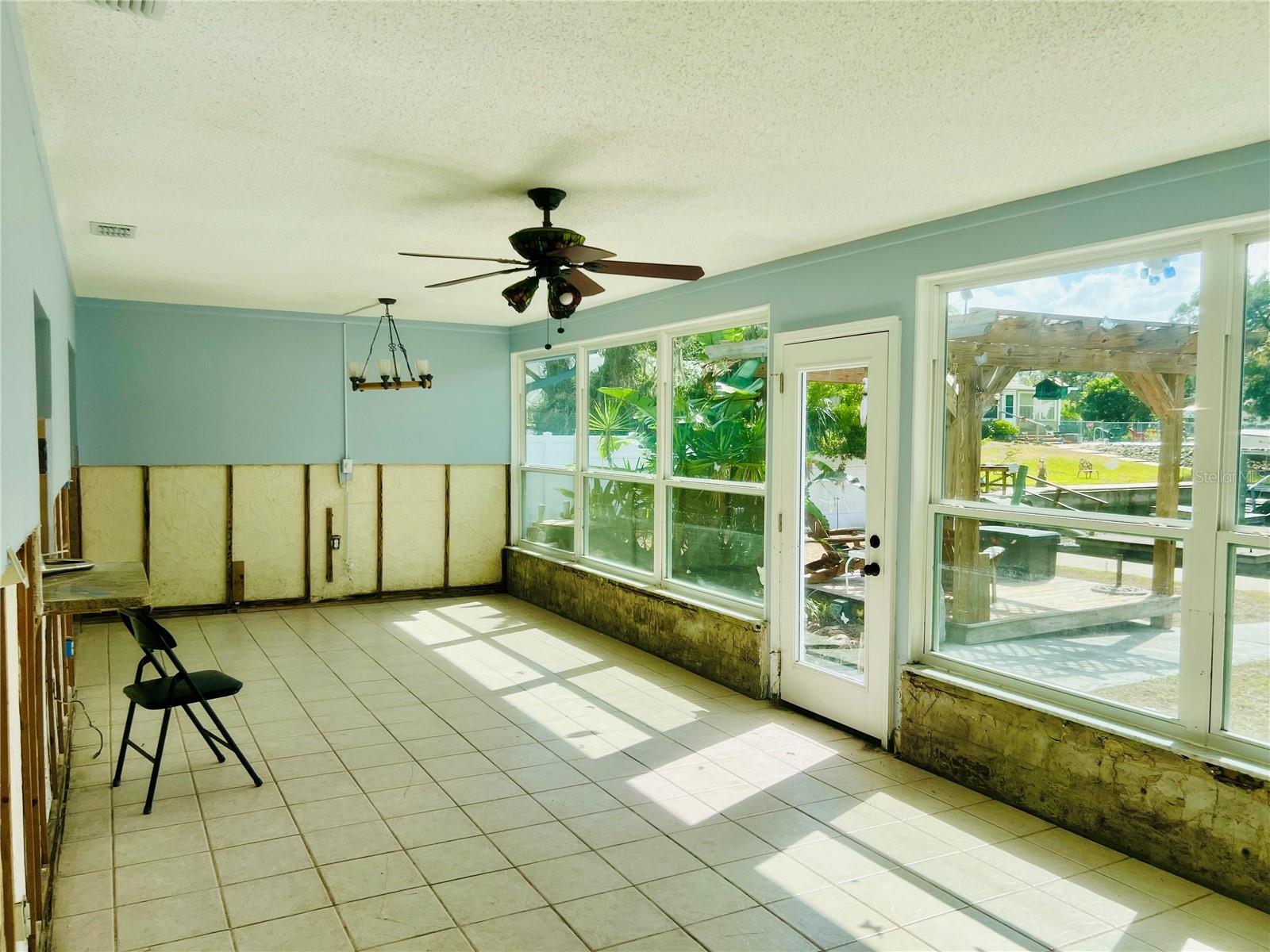 Image 39 of 46 For 11290 Coral Court