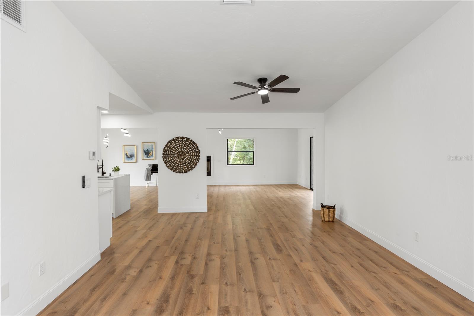 Image 16 of 34 For 1161 Orangewood Avenue