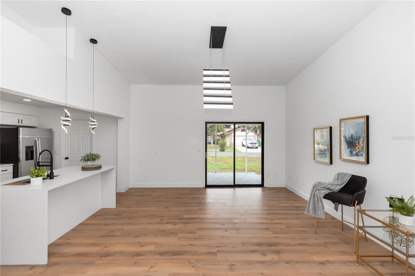 Image 3 of 34 For 1161 Orangewood Avenue