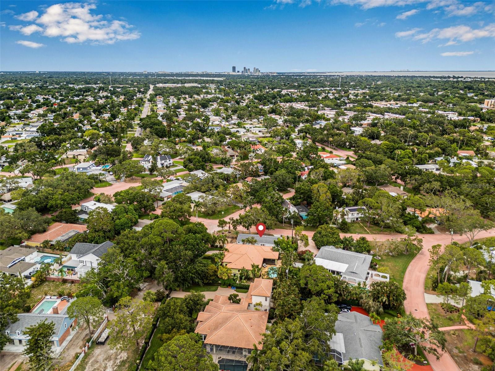 Image 10 of 38 For 1470 Serpentine Drive S