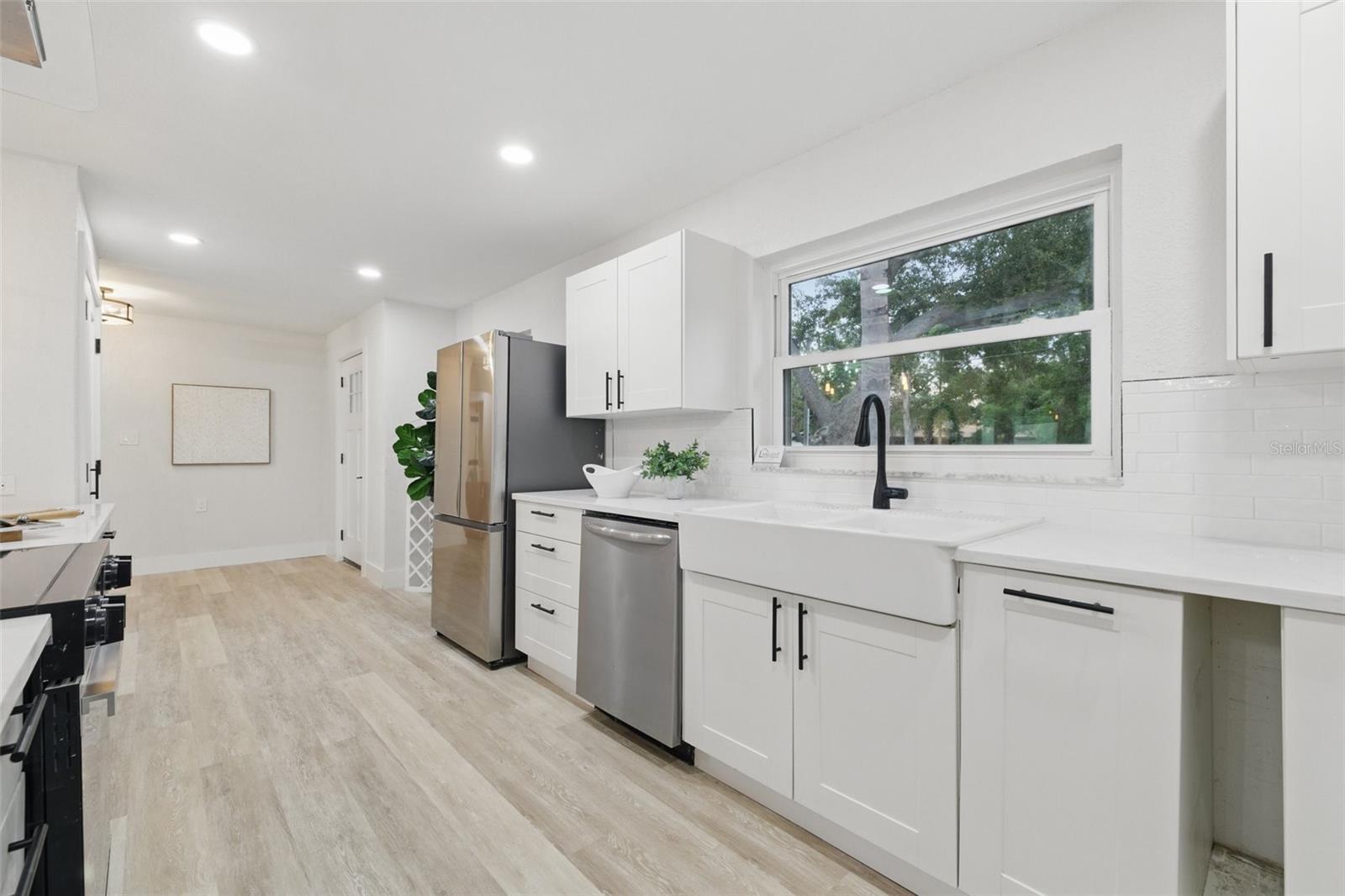 Image 20 of 38 For 1470 Serpentine Drive S