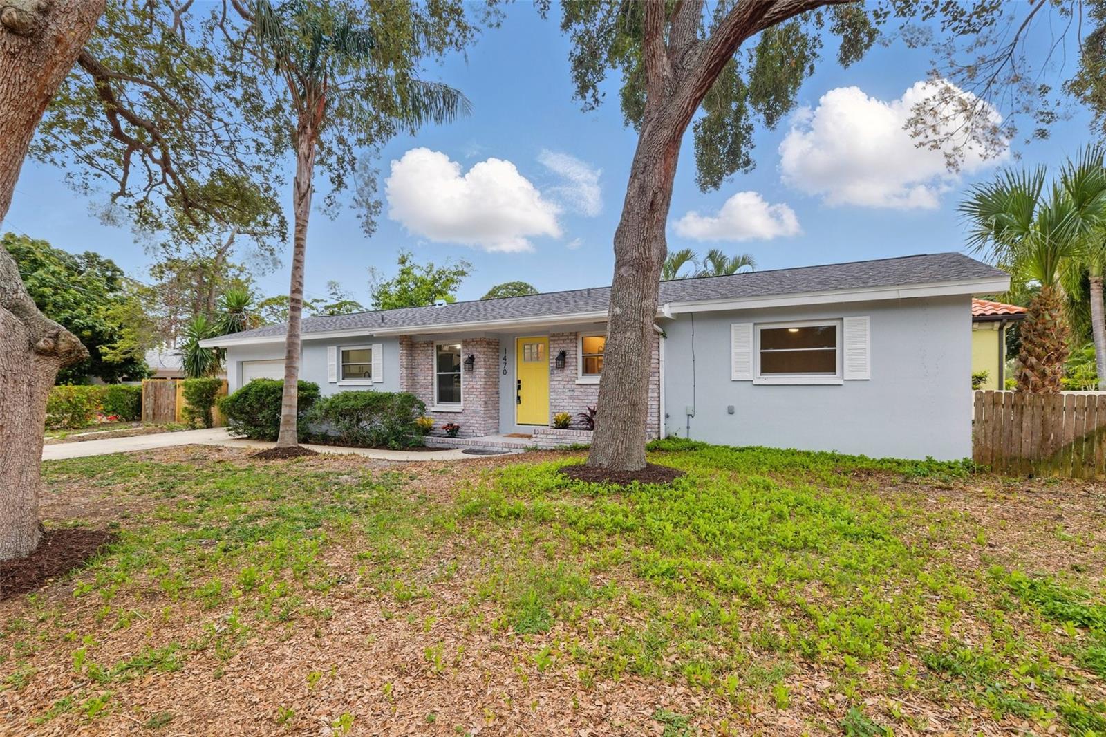 Image 5 of 38 For 1470 Serpentine Drive S