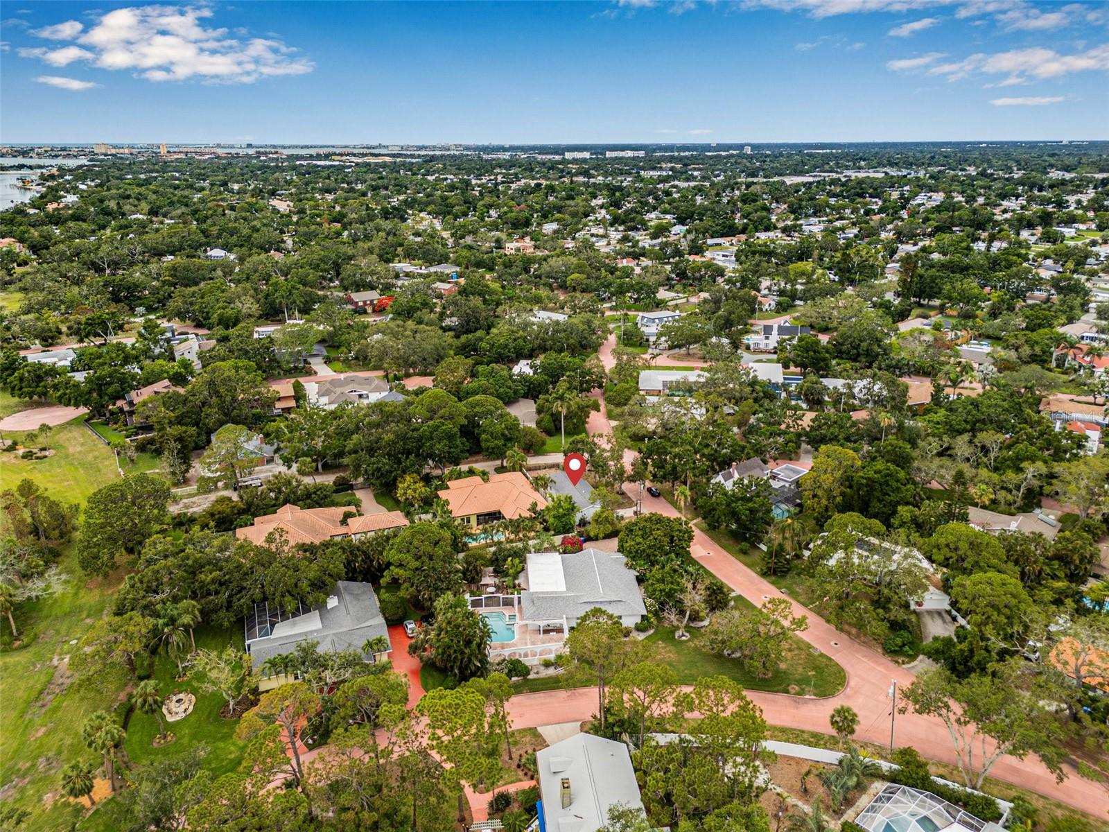 Image 9 of 38 For 1470 Serpentine Drive S